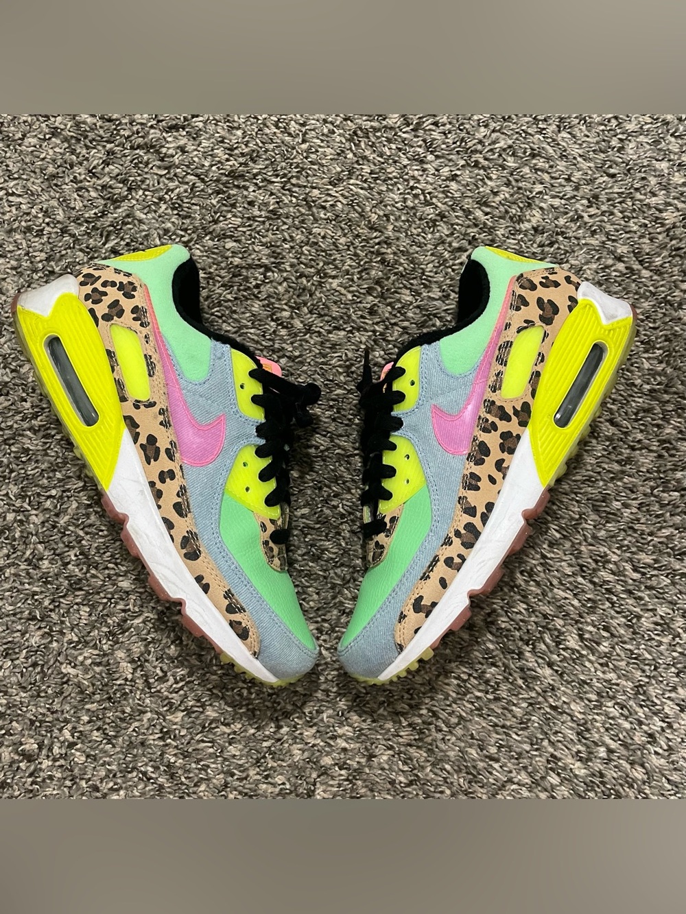 Nike Womens Size 10 Nike Air Max 90 LX Illusion Dance floor Green CW3499-300